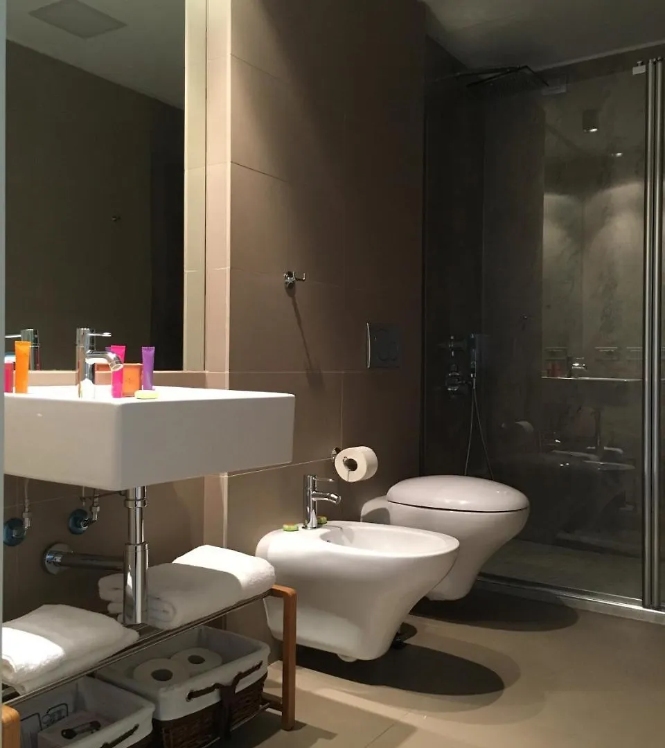 Corso Como - New Building Apartment Milão 0*,