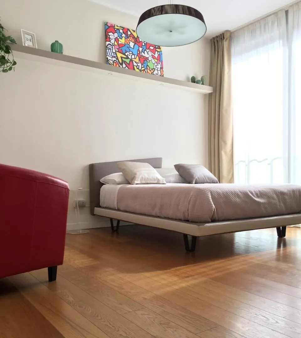 Corso Como - New Building Apartment Milão